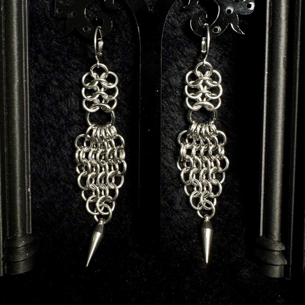 The I Earrings