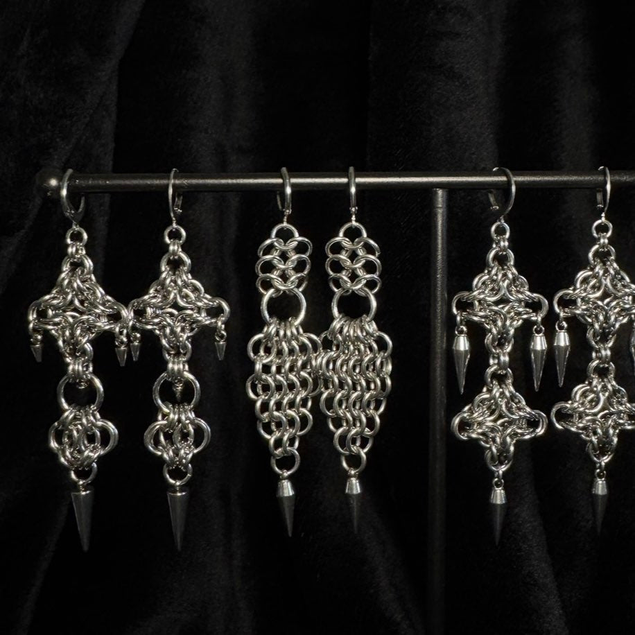 The I Earrings